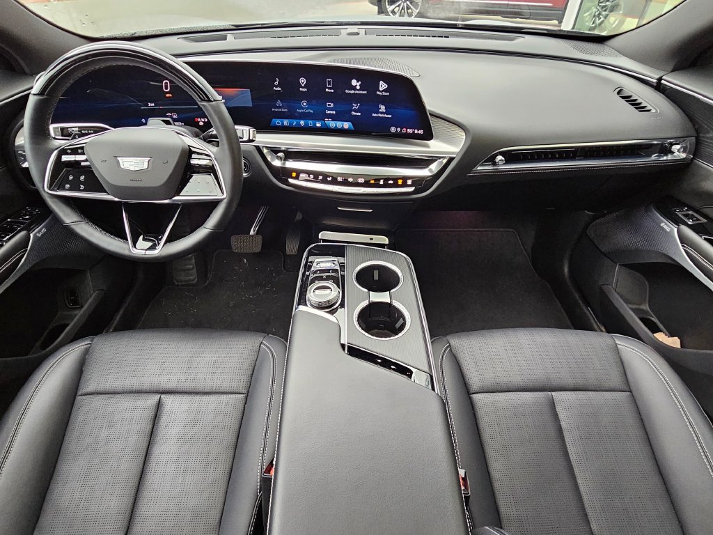 Certified 2024 Cadillac Lyriq Luxury AWD/4WD image 16