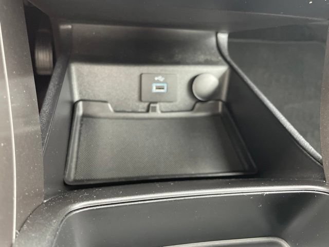 Used 2018 Ford Fusion S FWD image 37