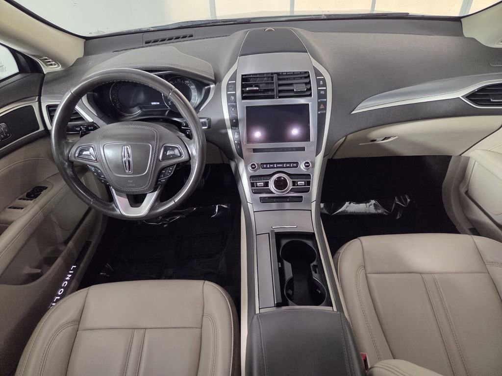 Used 2019 Lincoln MKZ Premiere image 26