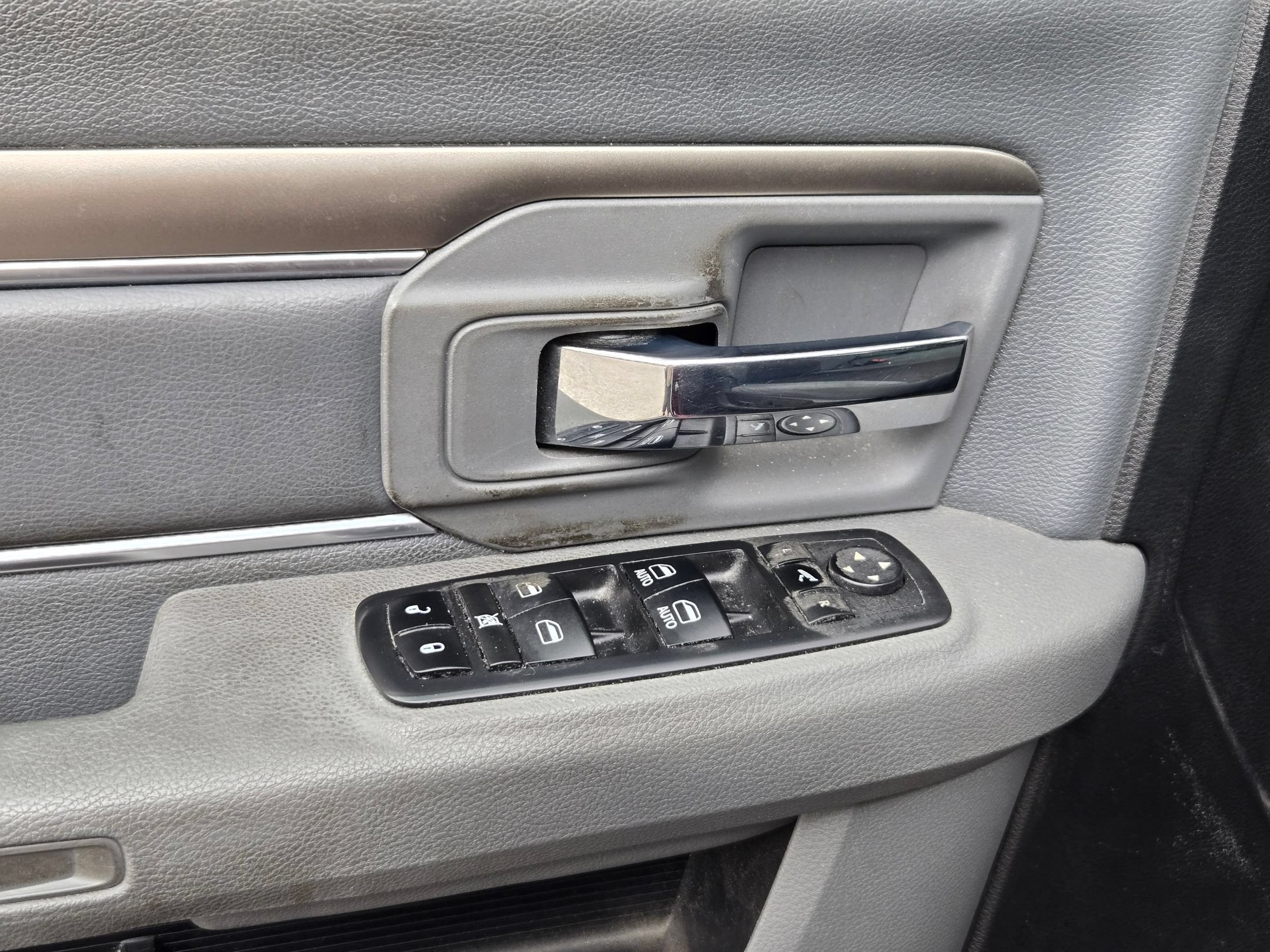 Used 2017 RAM 1500 Lone Star RWD image 11