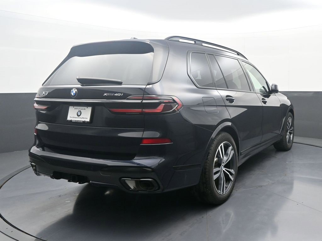 Used 2025 BMW X7 xDrive40i w/ M Sport Package image 7