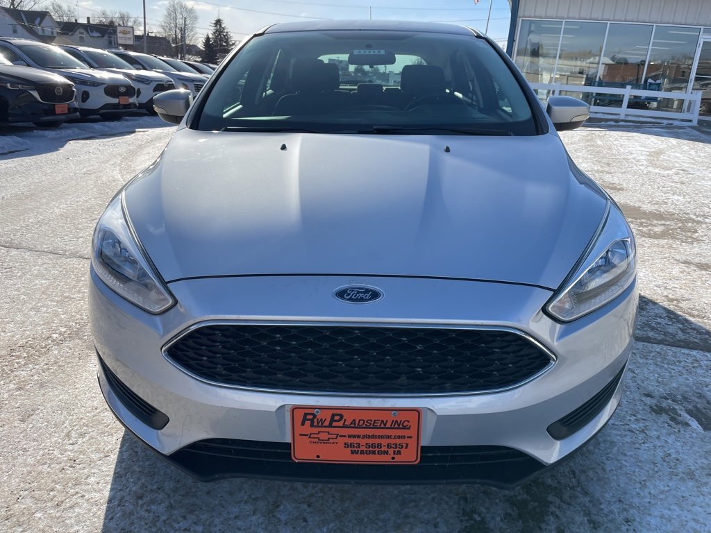 Used 2018 Ford Focus SE w/ Cold Weather Package image 21