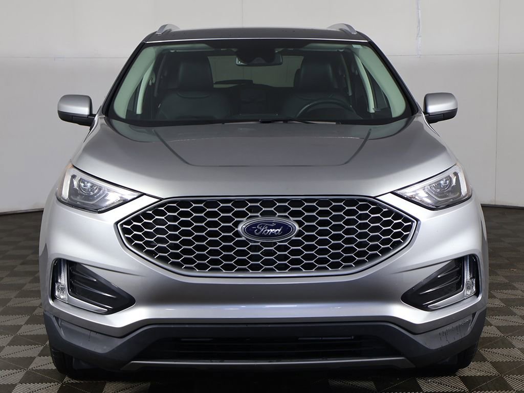 Used 2024 Ford Edge SEL w/ Convenience Package image 9
