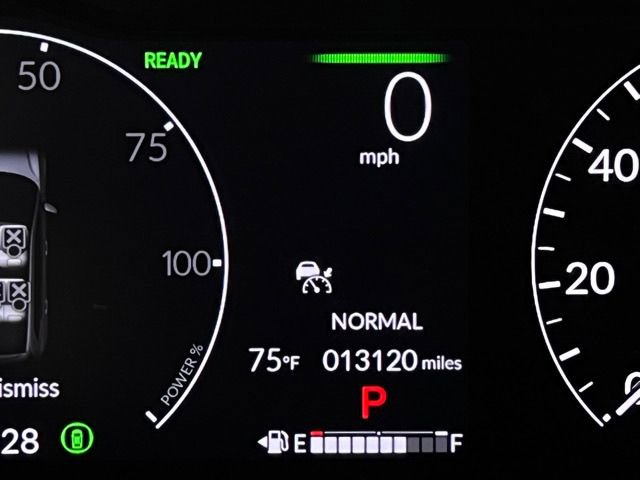 Used 2025 Honda CR-V Sport Touring image 17