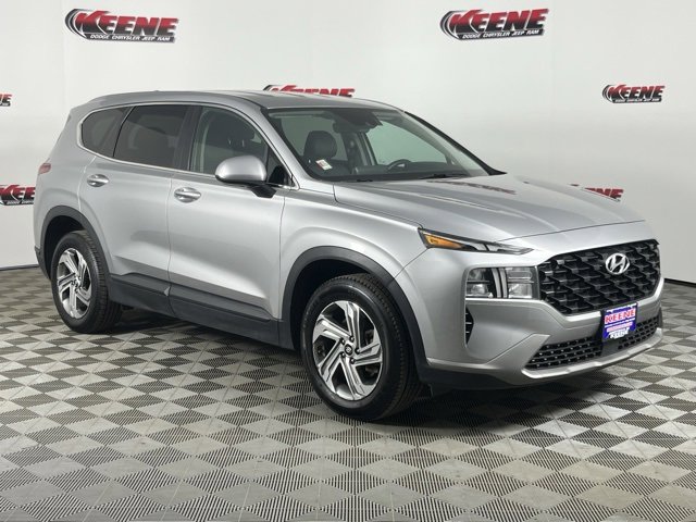 Used 2023 Hyundai Santa Fe SE image 2