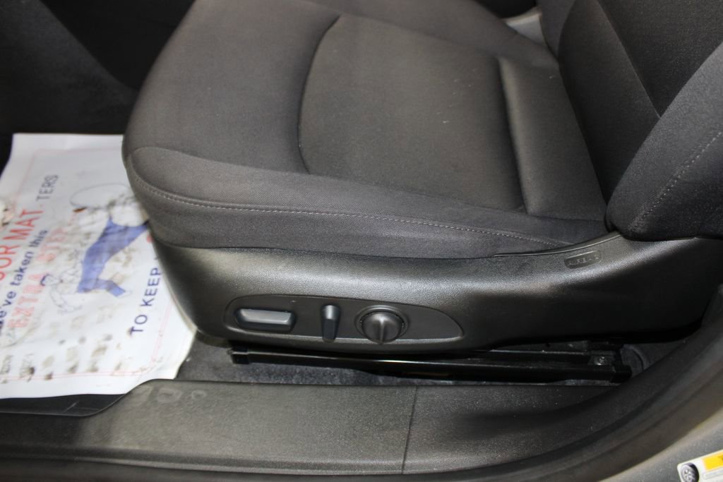 Used 2024 Chevrolet Malibu LT image 13