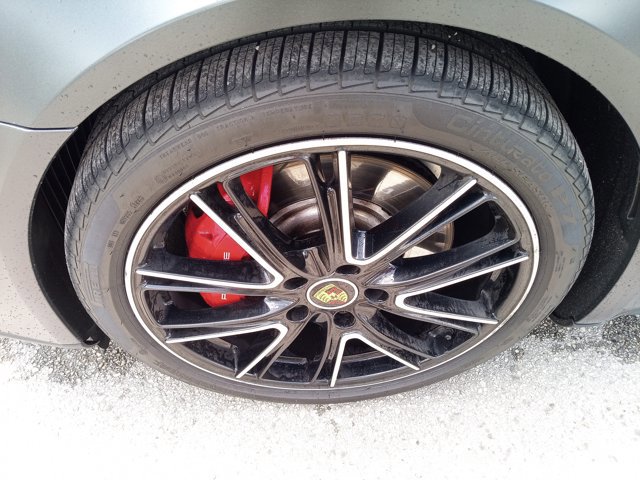 Used 2022 Porsche Panamera 4S AWD/4WD image 9