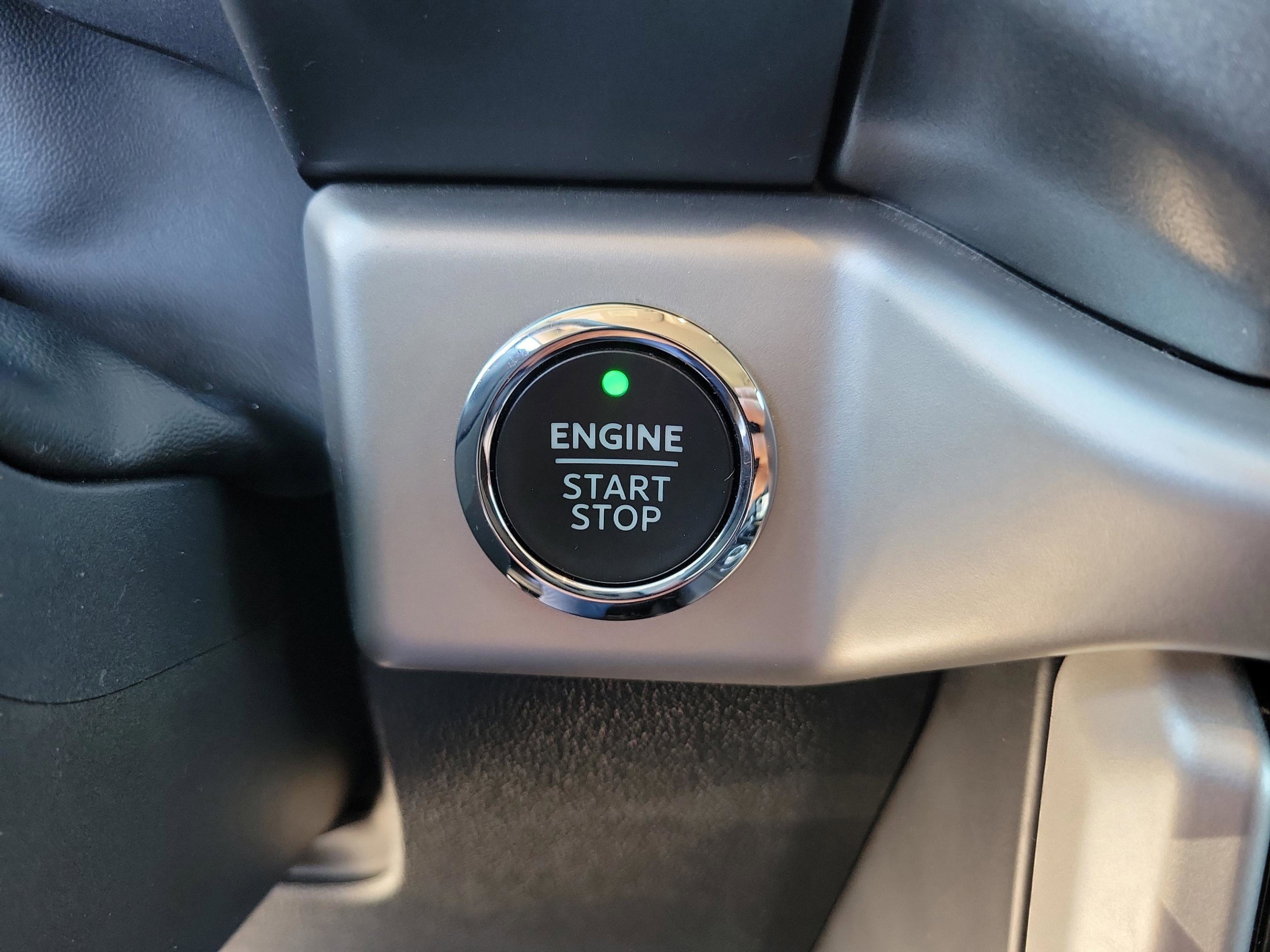 Used 2024 Ford Expedition Max XLT image 23