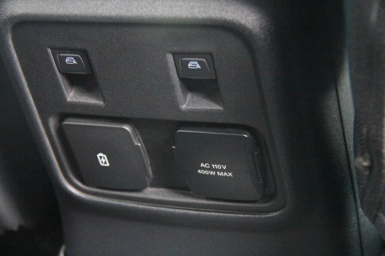 Used 2023 Ford Bronco Outer Banks image 16