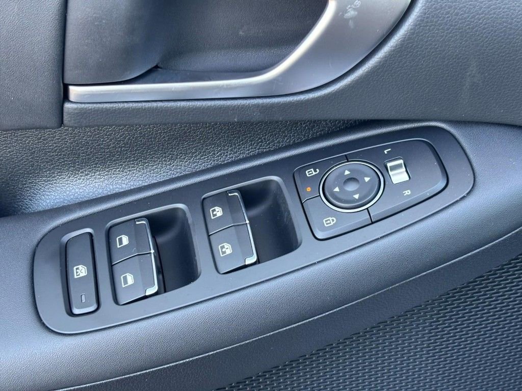 New 2026 Hyundai Sonata SEL FWD image 18