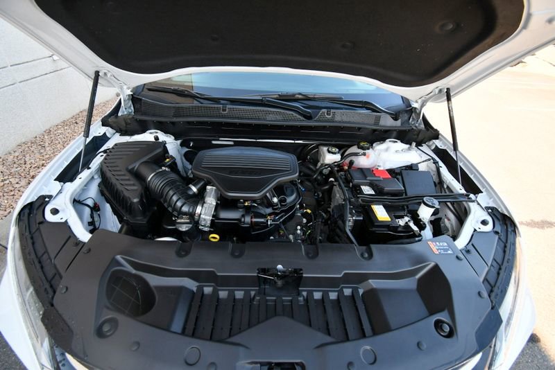 Used 2025 Chevrolet Blazer Premier w/ Driver Confidence II Package AWD/4WD image 13