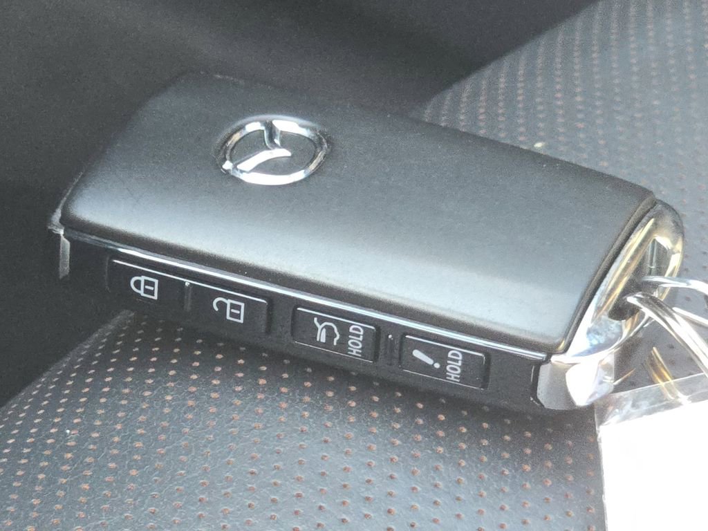 Used 2023 MAZDA CX-30 AWD 2.5 S w/ Premium Package image 36