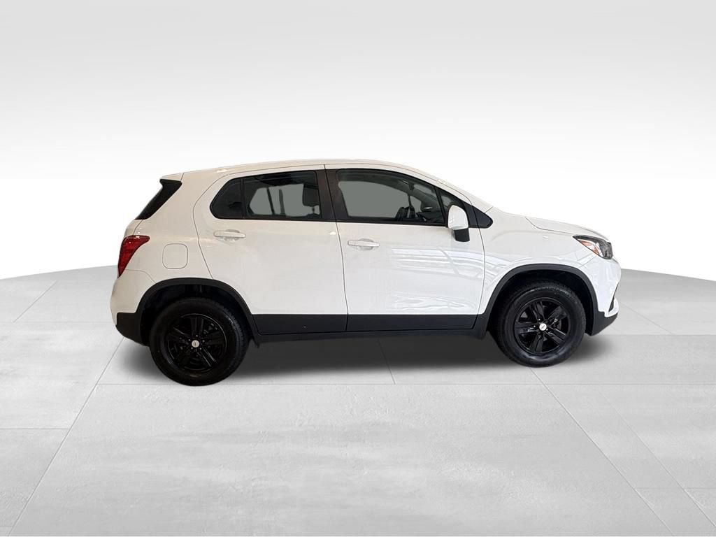 Used 2020 Chevrolet Trax LS AWD/4WD image 6