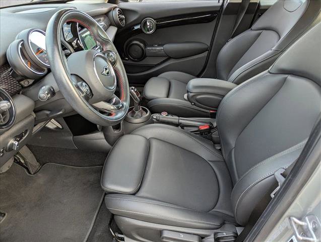 Used 2021 MINI Cooper S image 12