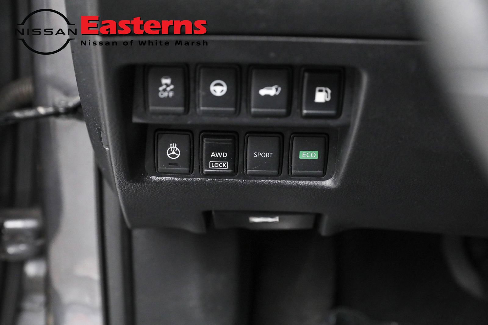 Used 2019 Nissan Rogue SV w/ Premium Package image 22