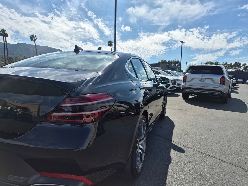 Used 2026 Genesis G70 2.5T image 5