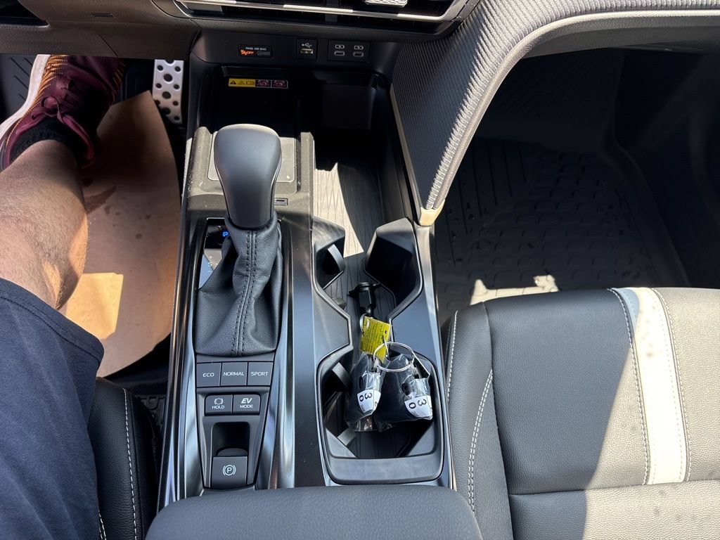 Certified 2026 Toyota Camry SE FWD image 27