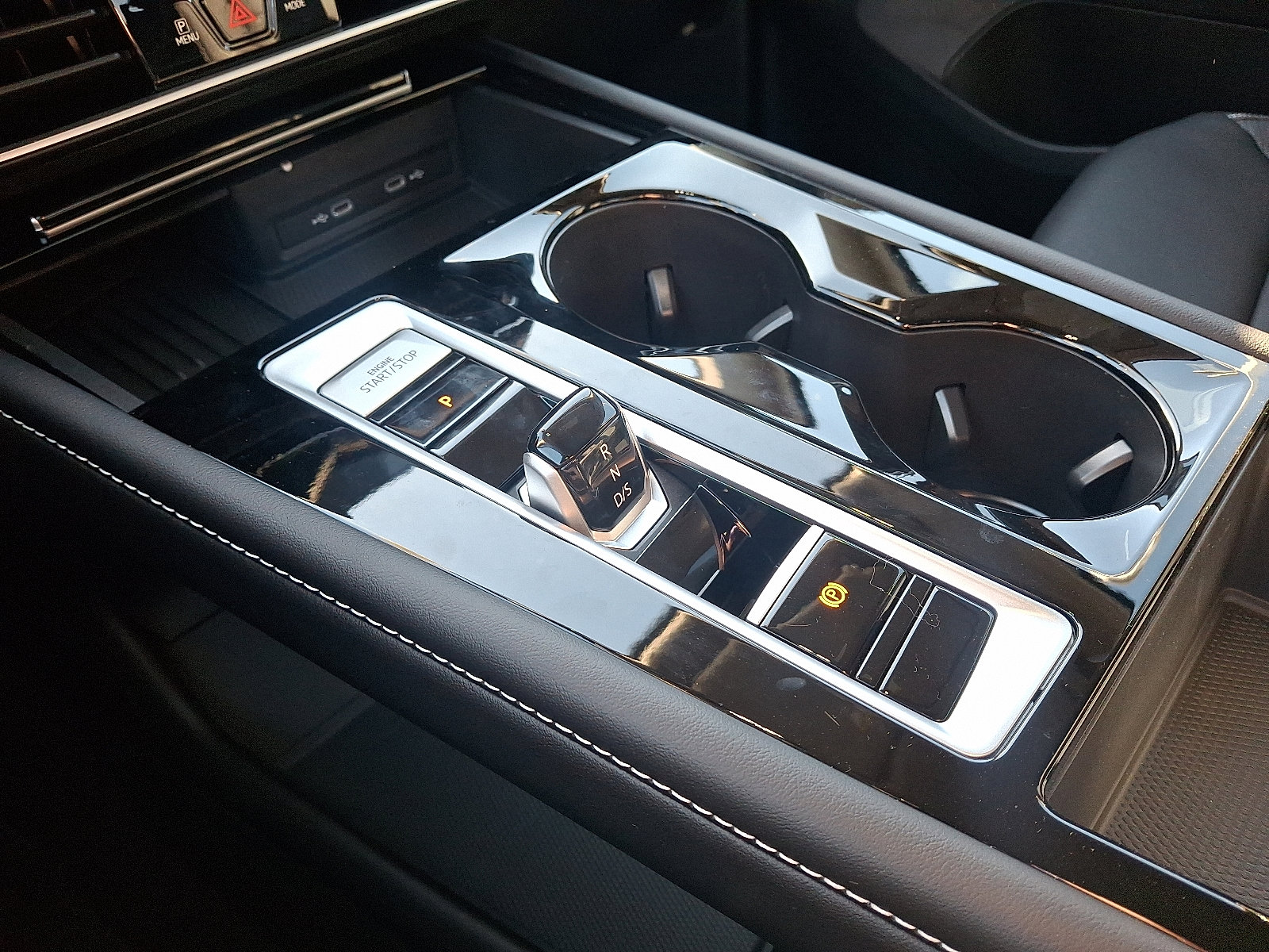 New 2026 Volkswagen Atlas SE image 11