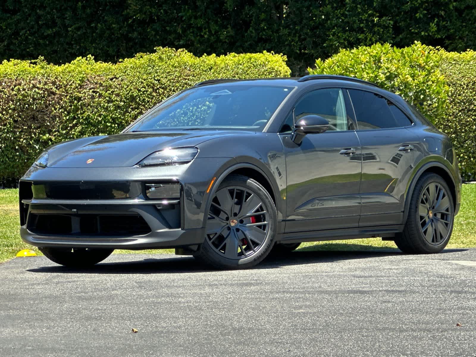 New 2026 Porsche Macan GTS Electric AWD/4WD image 1