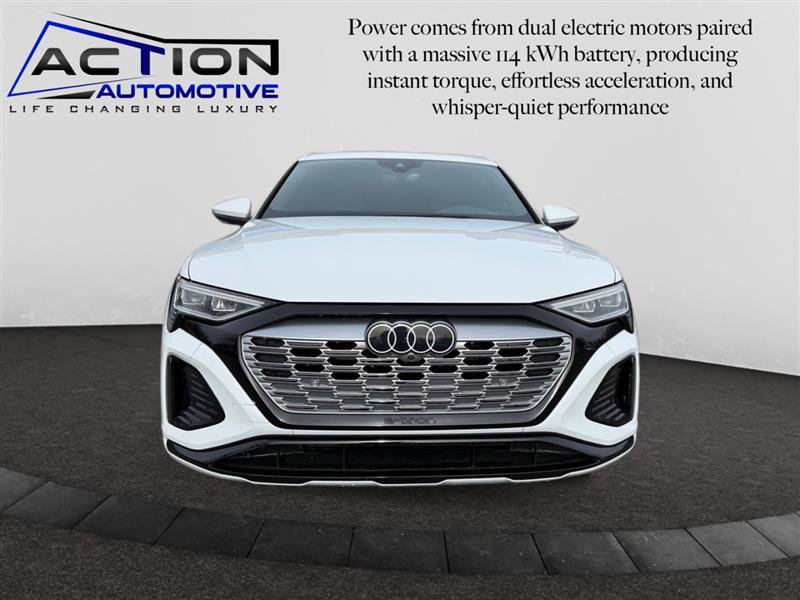 Used 2024 Audi Q8 e-tron Premium Plus image 3