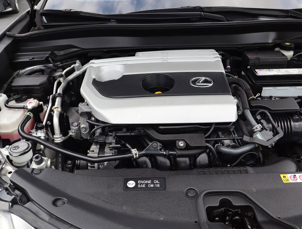 Used 2022 Lexus UX 200 F Sport FWD image 11