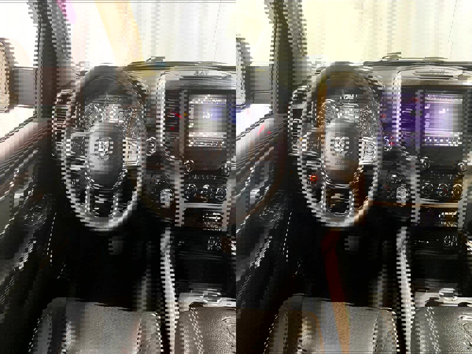 Used 2019 RAM 1500 Laramie image 17