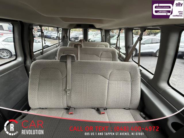 Used 2020 GMC Savana 3500 LT w/ LT Preferred Equipment Group image 14