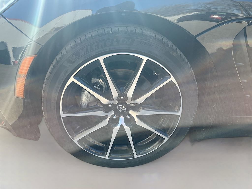 Used 2023 Toyota GR86 Premium image 28