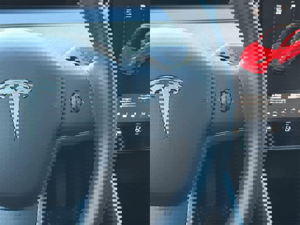 Used 2020 Tesla Model 3 Standard Range Plus image 15