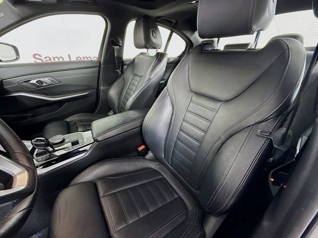 Used 2019 BMW 330i xDrive Sedan w/ Premium Package AWD/4WD image 21