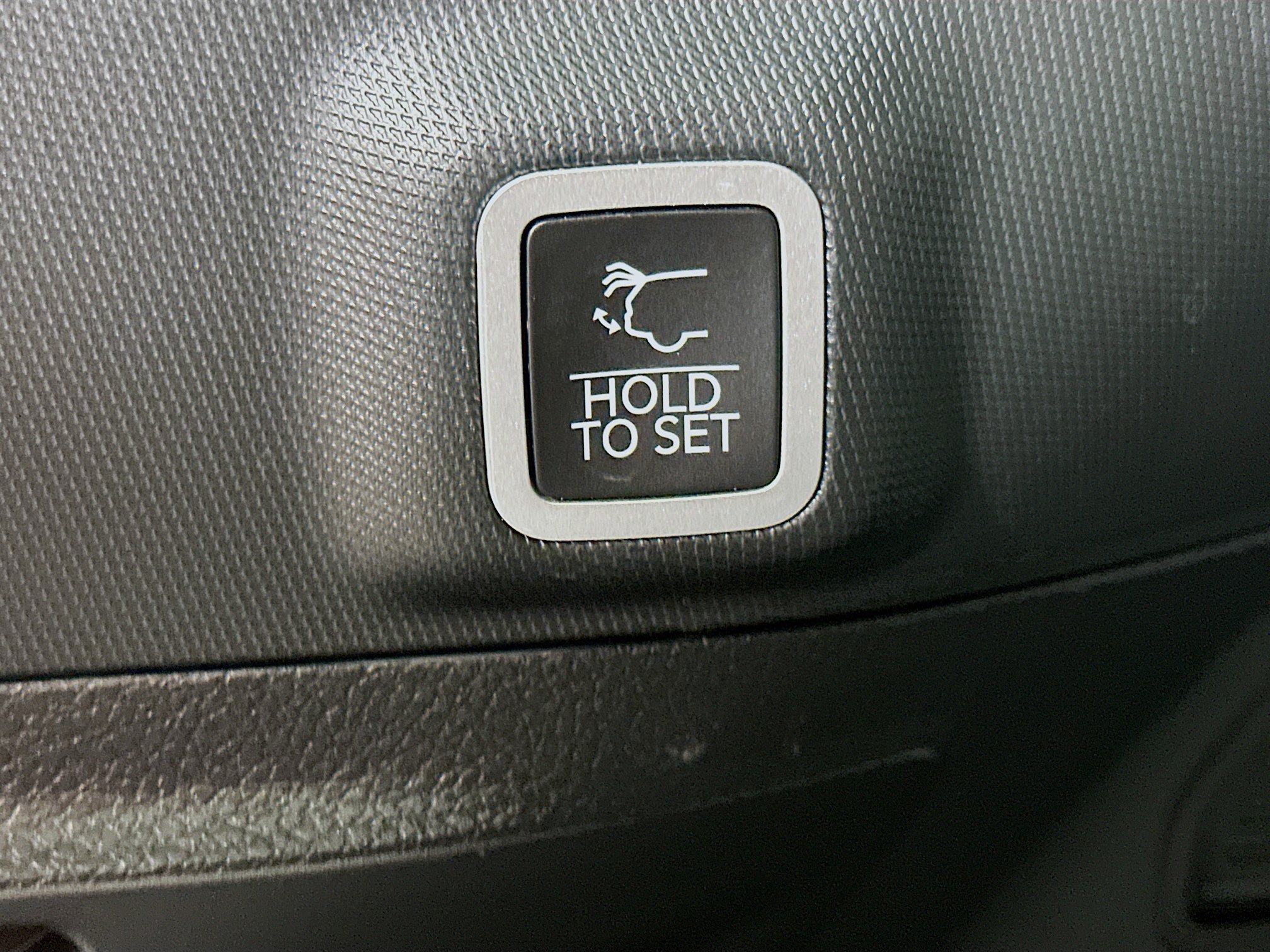 Used 2024 Jeep Grand Cherokee Altitude AWD/4WD image 28