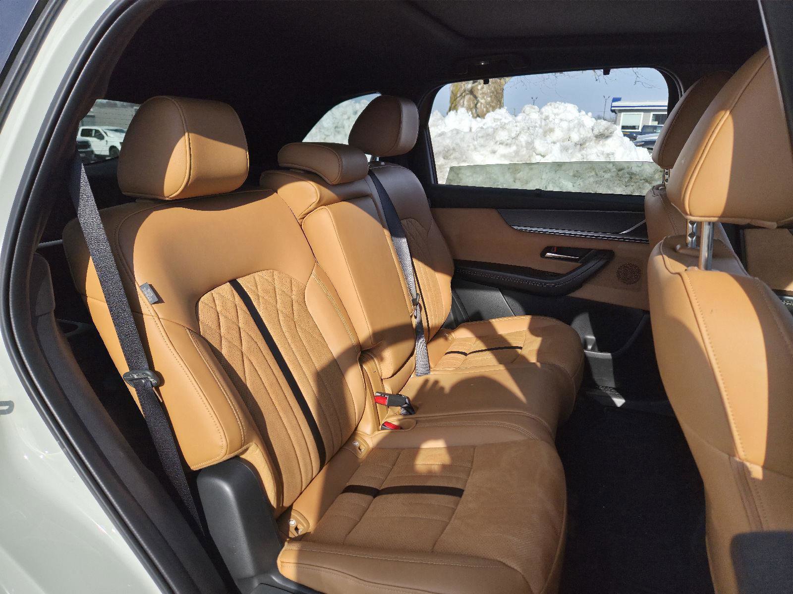 Certified 2025 MAZDA CX-70 3.3 Turbo S w/ Premium Plus image 16