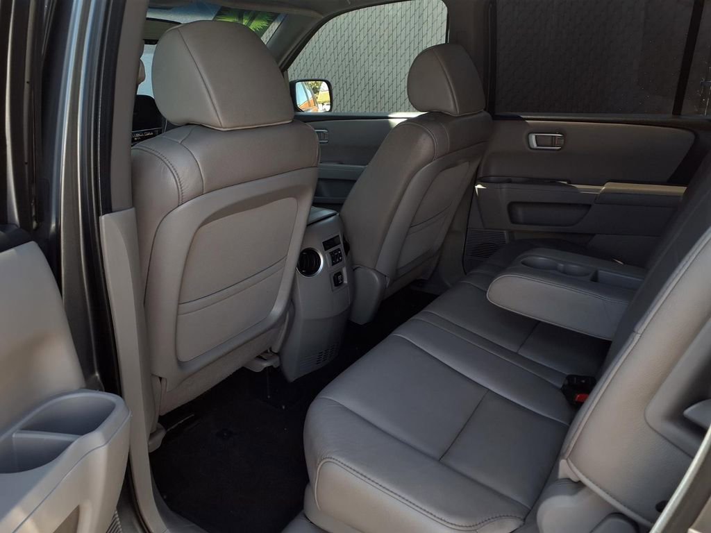 Used 2012 Honda Pilot EX-L image 17