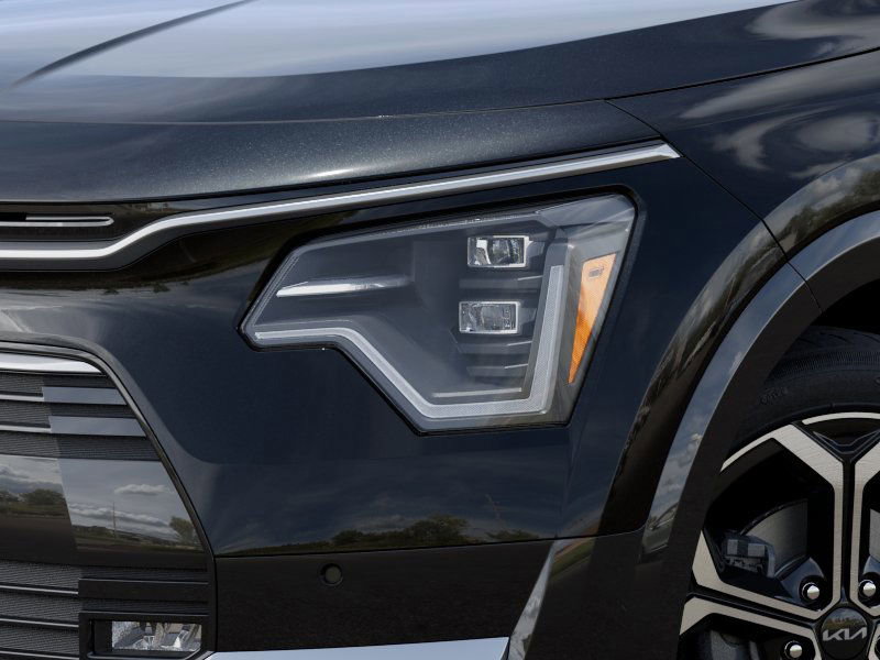 New 2025 Kia Niro SX Touring image 10