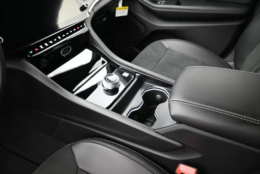 New 2026 Jeep Grand Cherokee L 2WD image 31