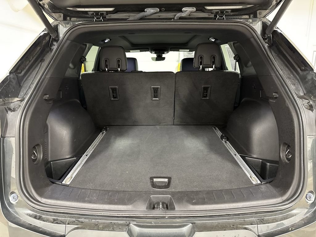 Used 2019 Chevrolet Blazer Premier w/ Sun and Wheels Package AWD/4WD image 25
