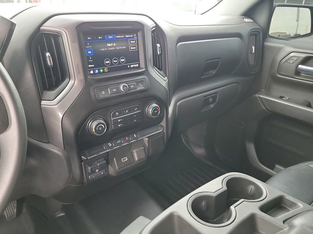 Used 2020 Chevrolet Silverado 1500 Custom Trail Boss w/ Custom Convenience Package AWD/4WD image 20
