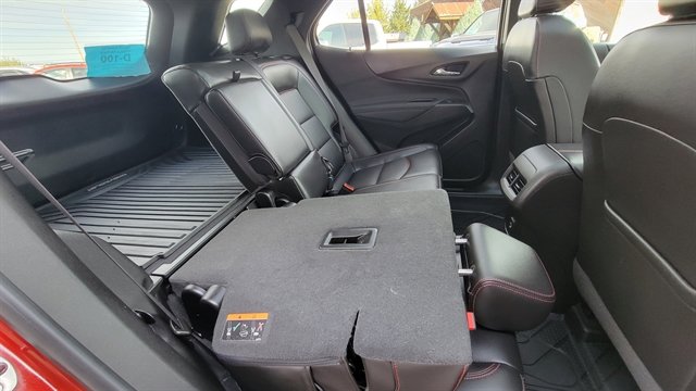 Used 2022 Chevrolet Equinox RS w/ RS Leather Package image 49