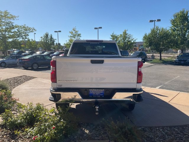 Used 2023 Chevrolet Silverado 2500 LT w/ Convenience Package AWD/4WD image 5