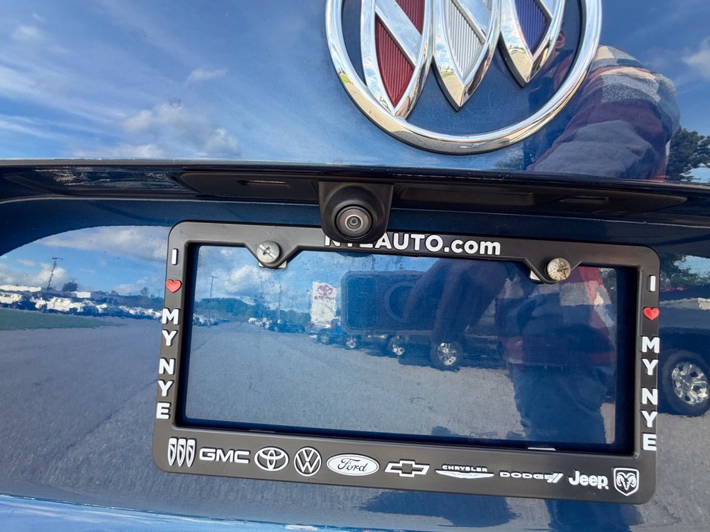 Used 2023 Buick Envision Essence AWD/4WD image 44