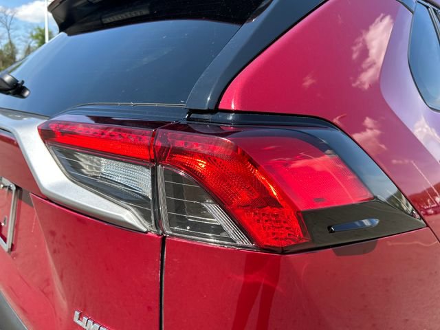 Used 2021 Toyota RAV4 Limited AWD/4WD image 33