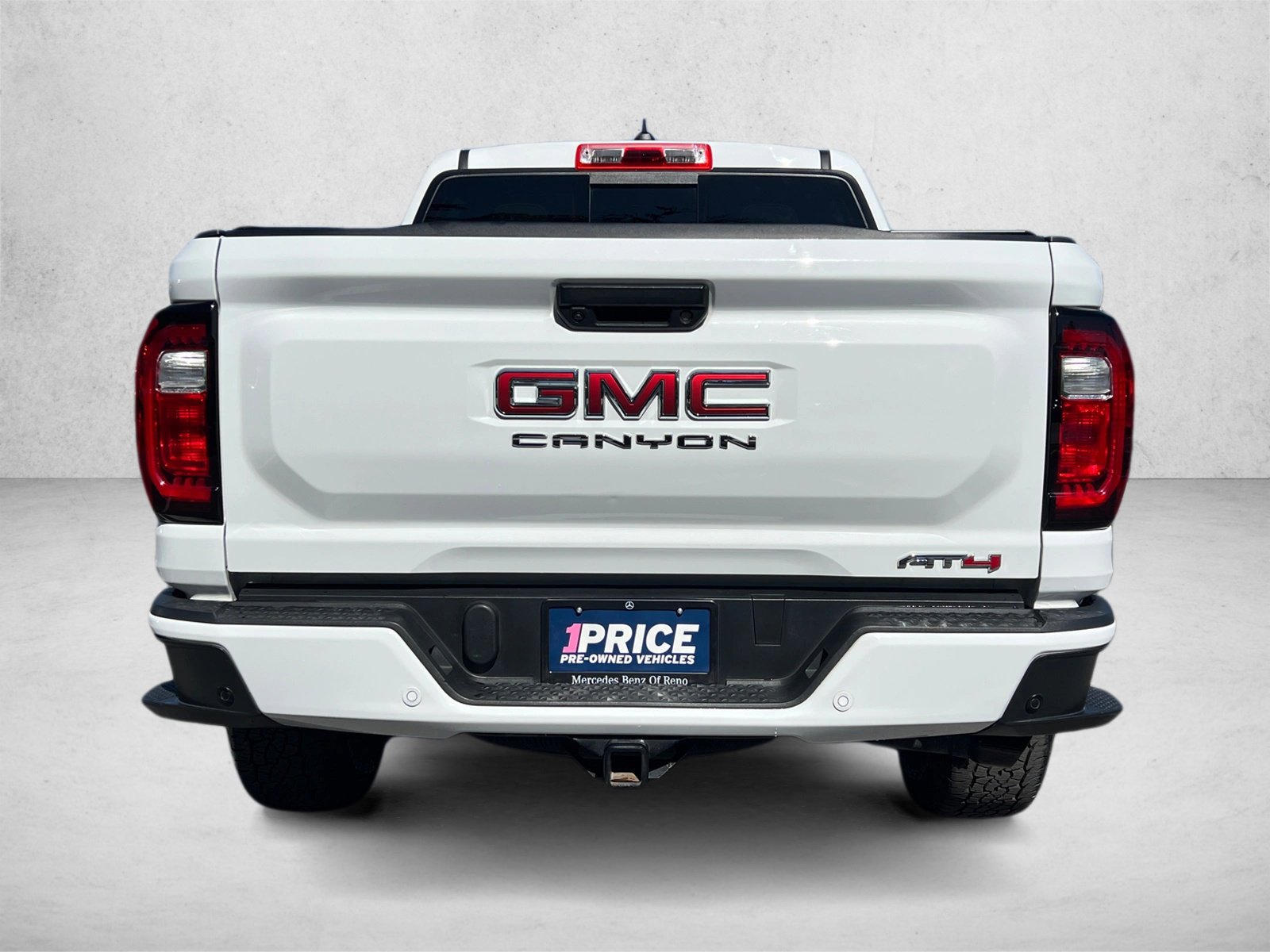 Used 2023 GMC Canyon AT4 w/ AT4 Premium Package AWD/4WD image 6