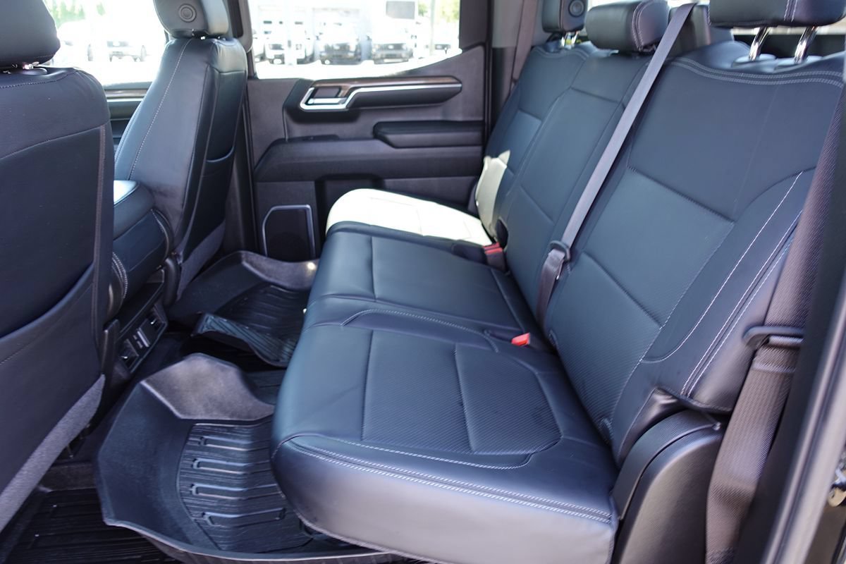 Used 2024 Chevrolet Silverado 1500 LT AWD/4WD image 23