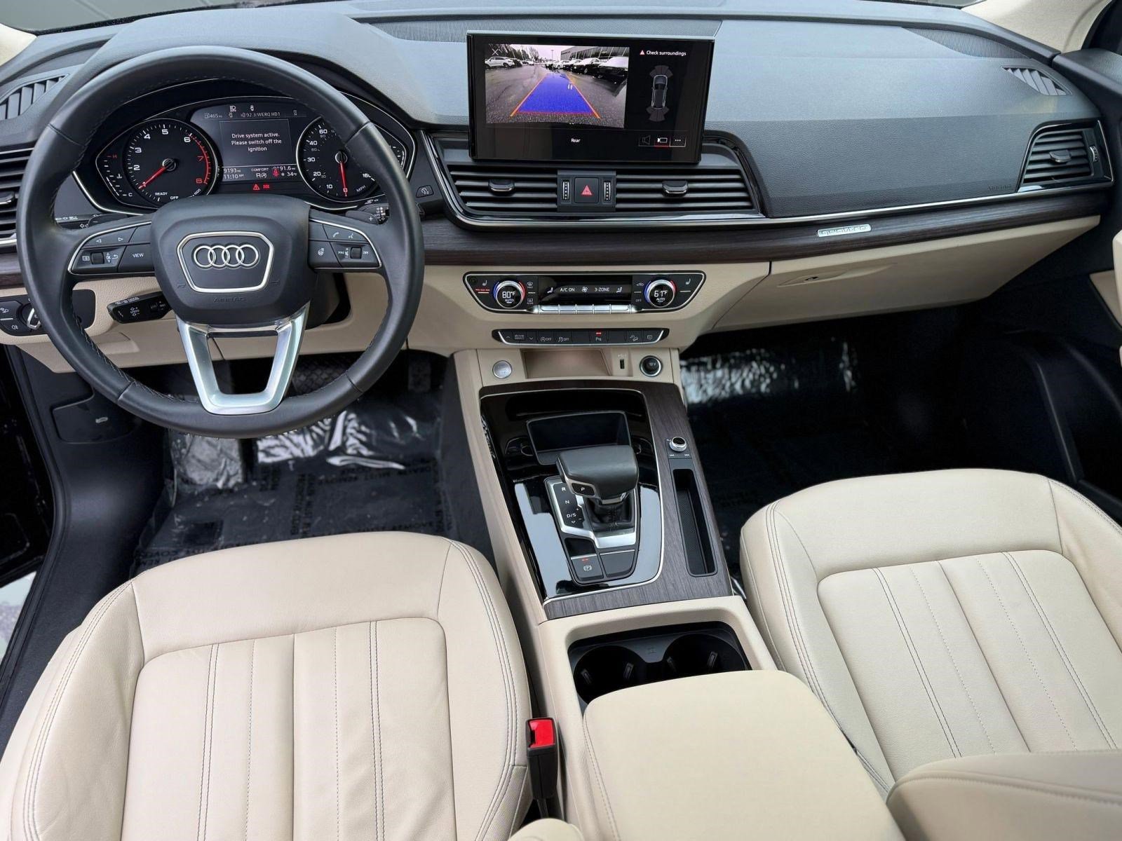 Used 2023 Audi Q5 2.0T Premium w/ Convenience Package image 29