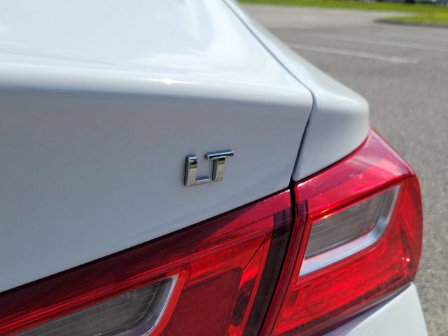 Certified 2025 Chevrolet Malibu LT FWD image 8