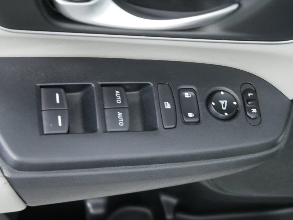 Used 2019 Honda CR-V EX image 21