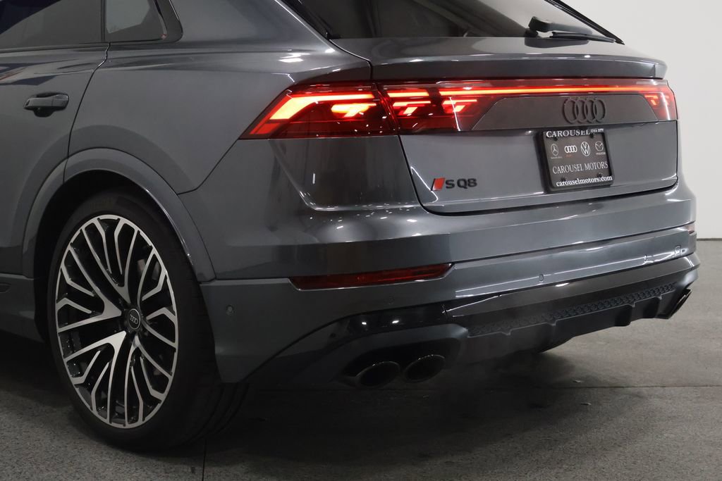 Used 2025 Audi SQ8 Prestige w/ Prestige Package image 10