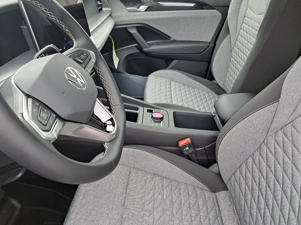 New 2026 Volkswagen Tiguan S image 17