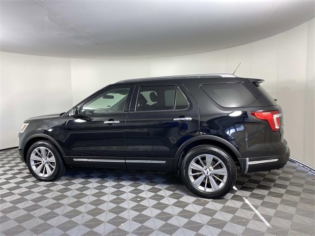 Used 2018 Ford Explorer Limited image 5