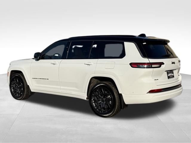 New 2026 Jeep Grand Cherokee L Summit image 5
